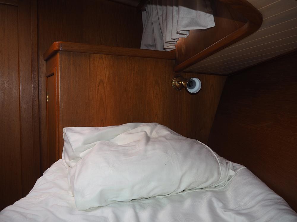 Cabin en avant, H&eacute;bergements